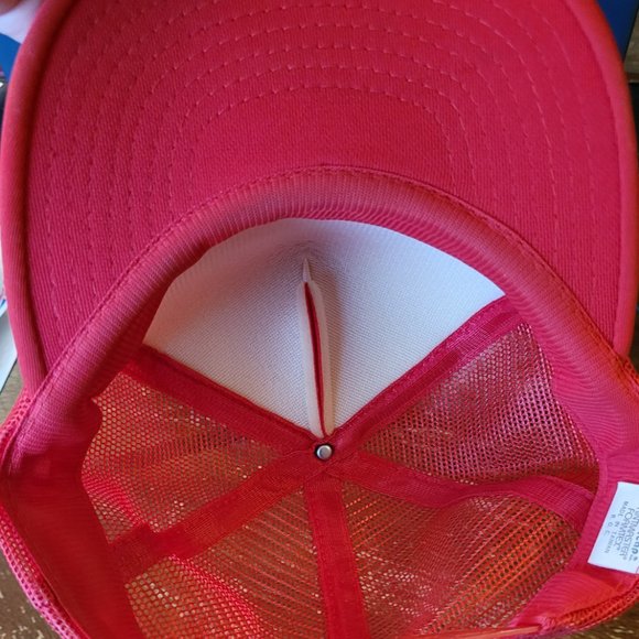 Vintage The Official Coca-Cola Classic Snapback Red Trucker Hat - Picture 5 of 9